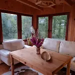 Planinska Kuca Ella Brvnara *