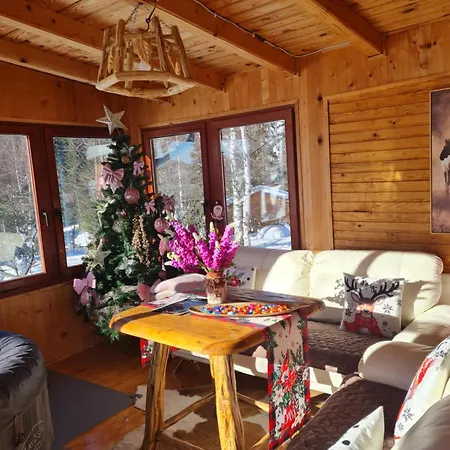 Planinska Kuca Ella Dağ evi