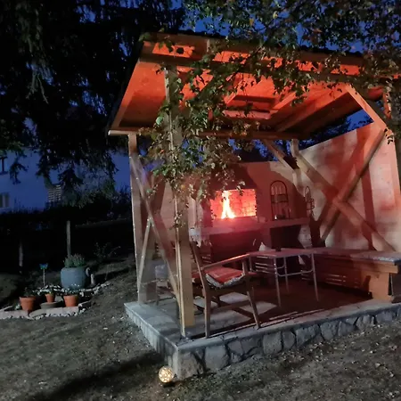 Planinska Kuca Ella Horská chata