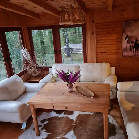 Planinska Kuca Ella Chalet *